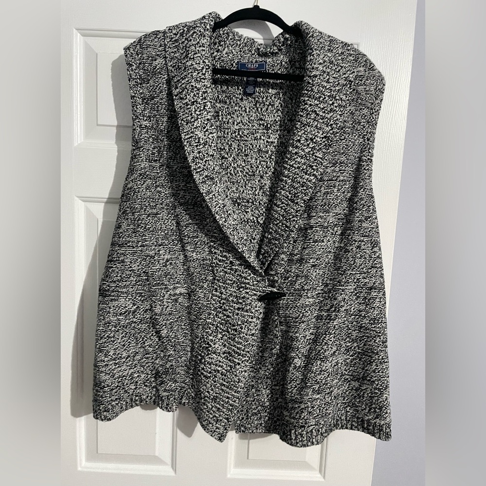 Chaps Black and White Women's Sweater Vest